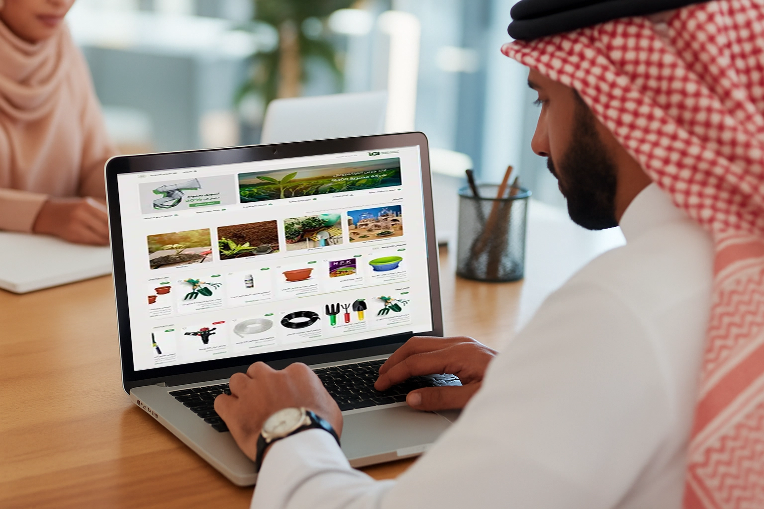 Firefly تغيير صوره المعروضه في اللابتوب بمتجر الكتروني 528372